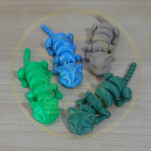 پرینت سه بعدی طرح حیوانات که متحرک است و اسباب بازی است برای کودکان توسط پرینتر سه بعدی تولید شده است