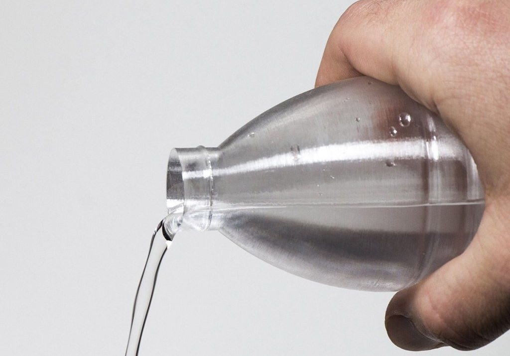 بطری آب ساخته‌شده با فیلامنت PET-G در پرینت سه بعدی
