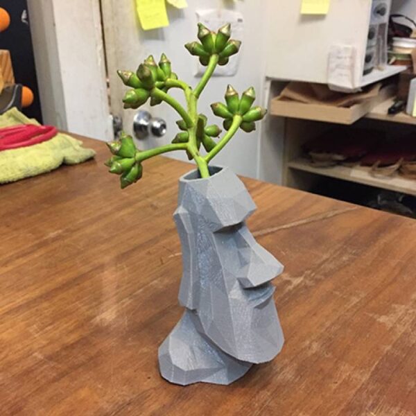 مدل سه بعدی گلدان طرح مجسمه ایستر (STL)